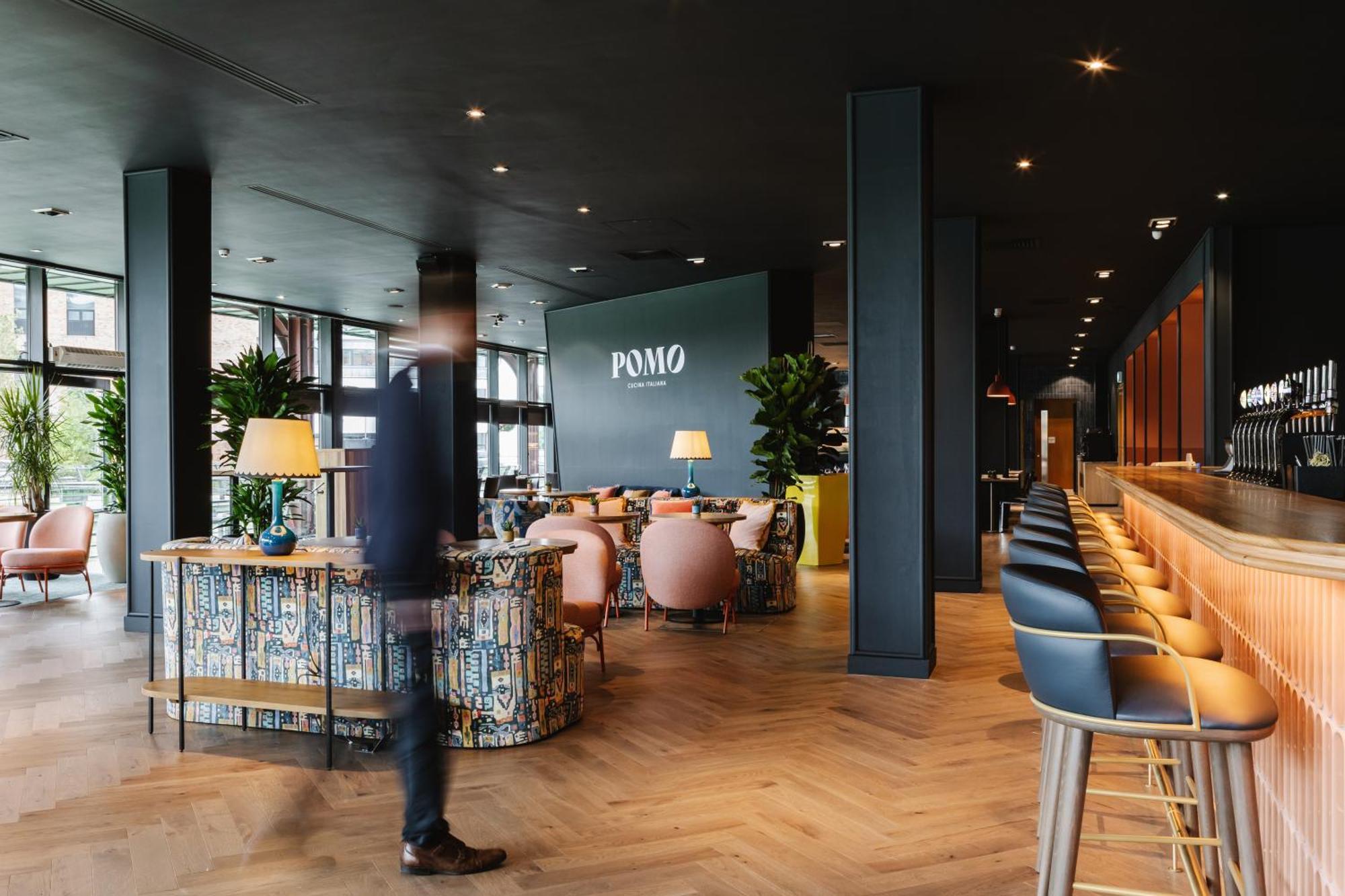 Voco Belfast By Ihg Hotel Exterior photo