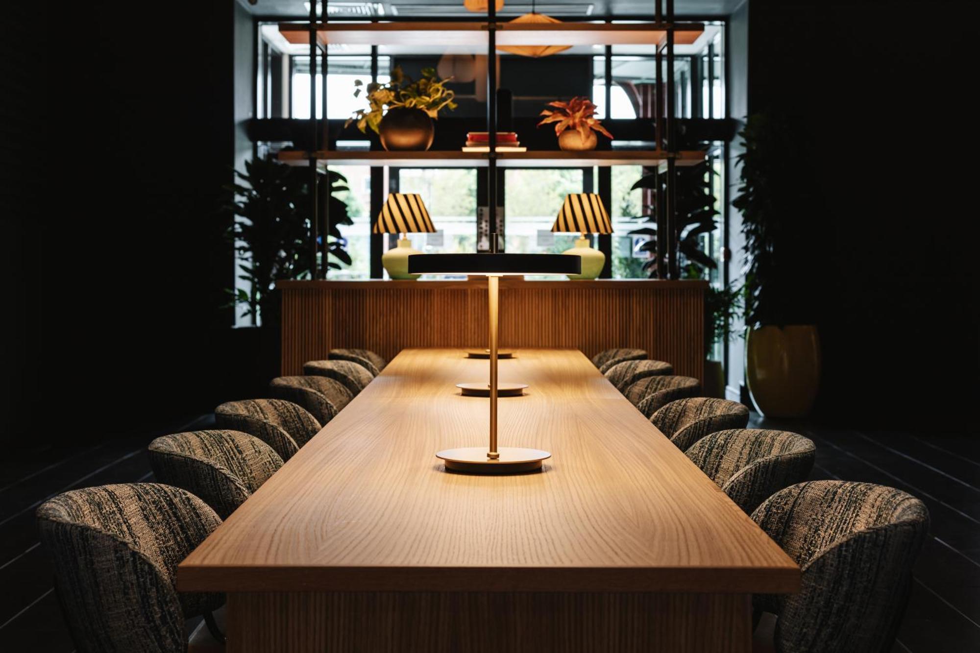 Voco Belfast By Ihg Hotel Exterior photo