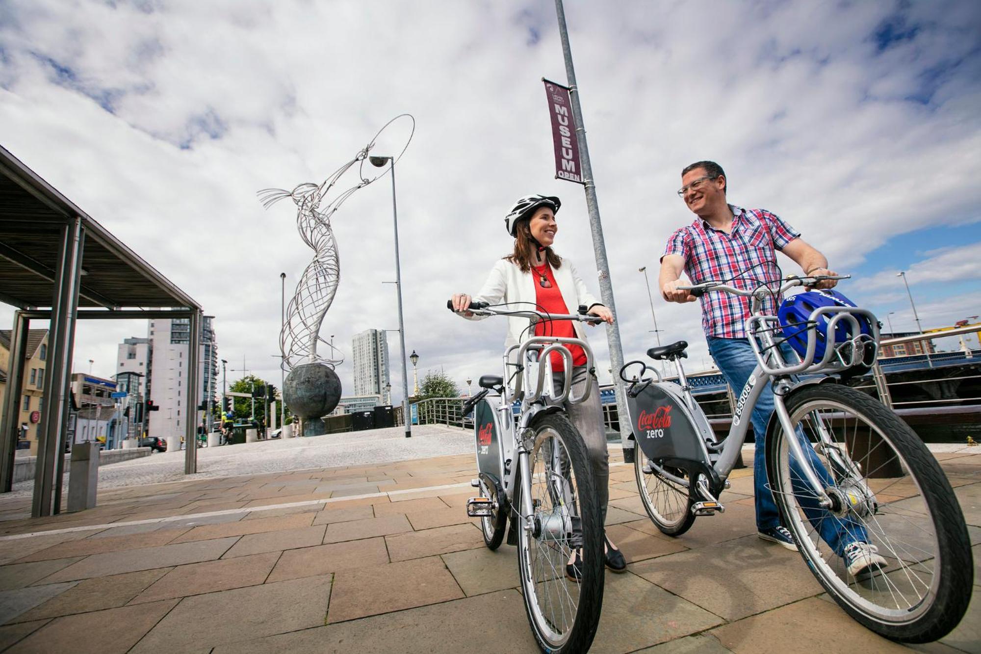 Voco Belfast By Ihg Hotel Exterior photo