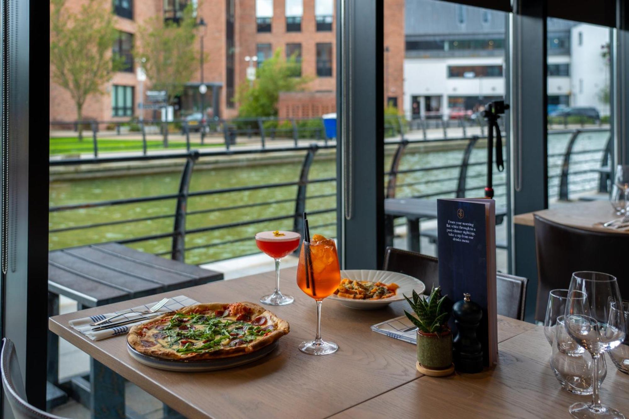 Voco Belfast By Ihg Hotel Exterior photo