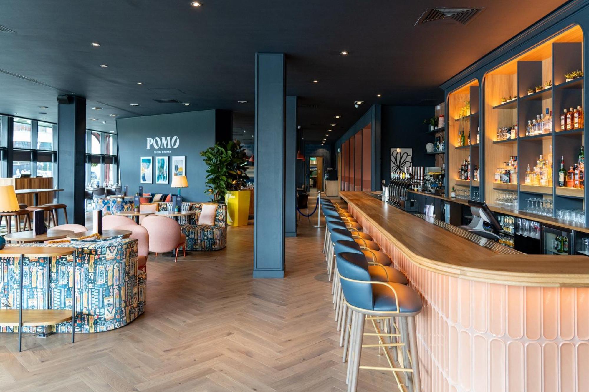 Voco Belfast By Ihg Hotel Exterior photo