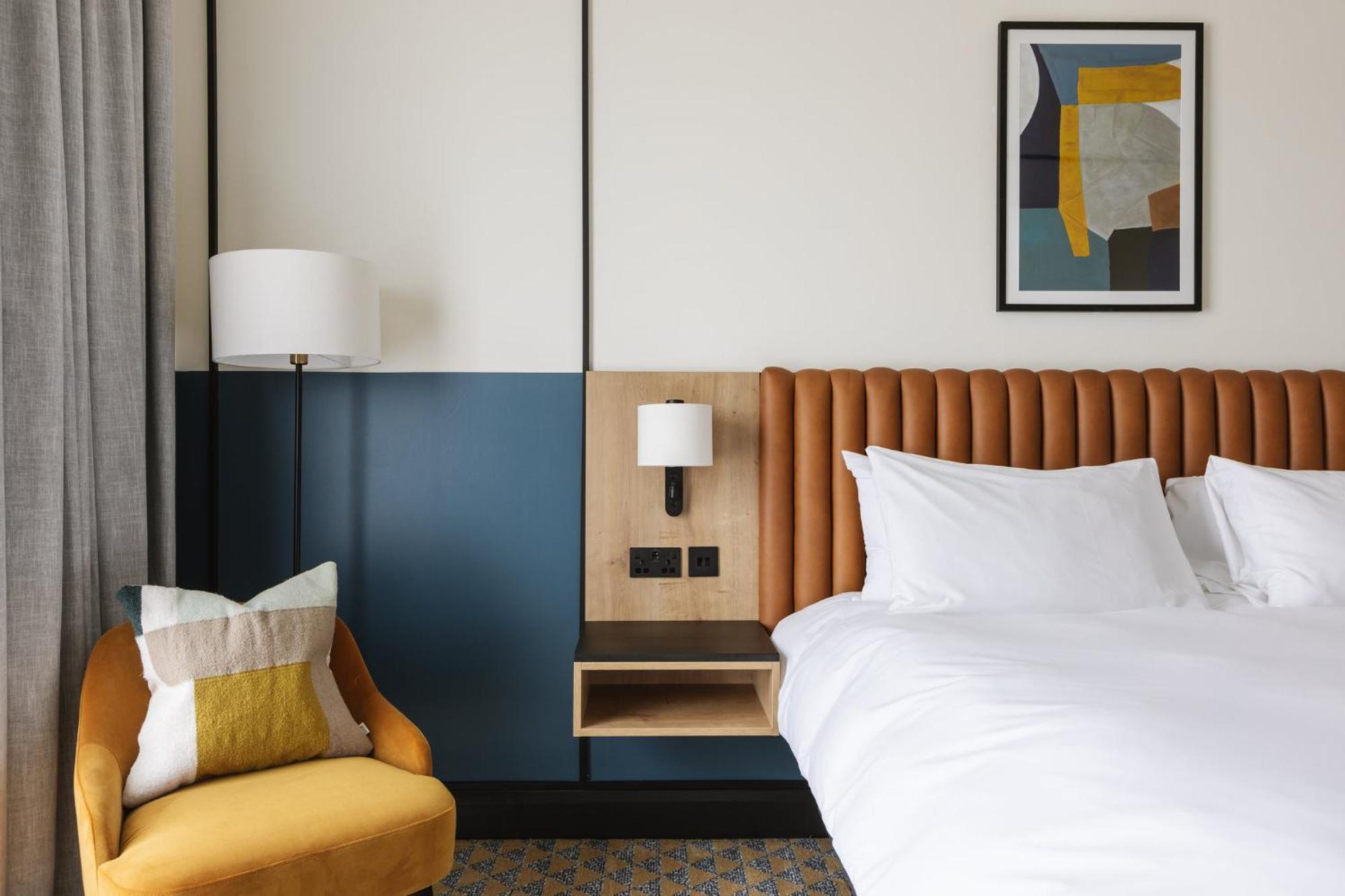 Voco Belfast By Ihg Hotel Exterior photo
